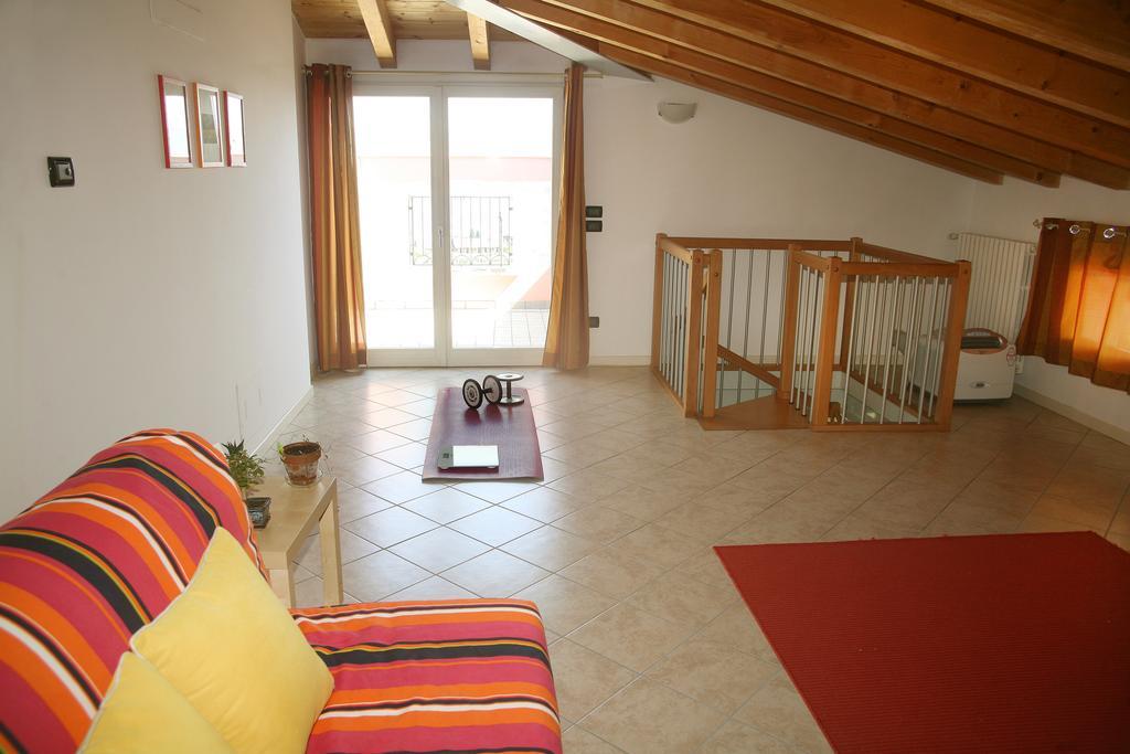 Villa Rosa Moniga del Garda Zewnętrze zdjęcie